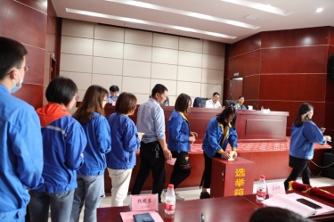 世俱杯app官方入口纸业工会第七届会员代表大会圆满举行